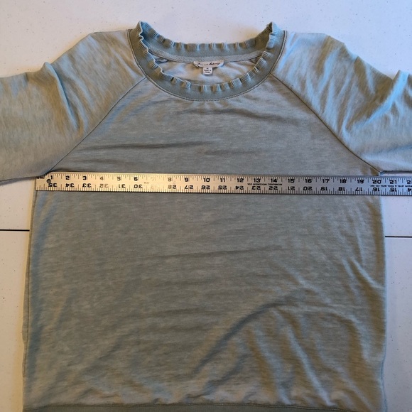 Jane and Delancey Light Green Crewneck Sweatshirt Soft Knit Size M - Picture 4 of 7